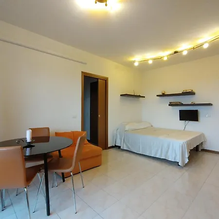 Monolocale Confortevole Apartman *